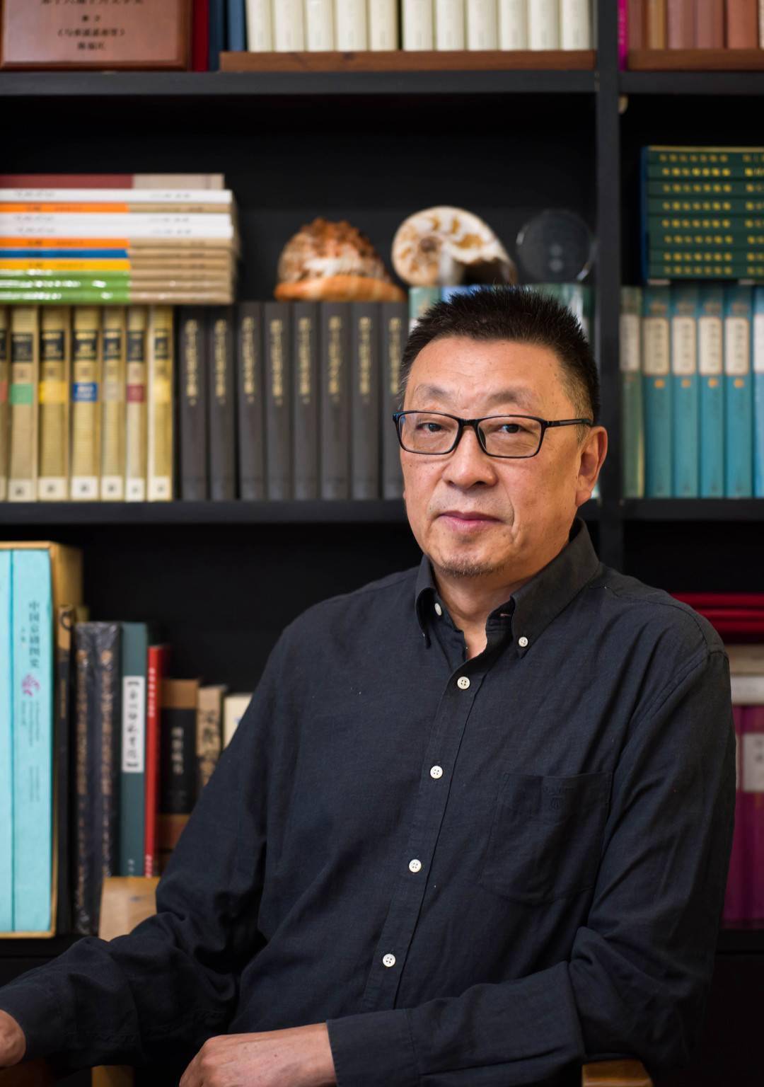 封面专访陈福民发挥文学笔法呈现历史面貌积多年之功深度探索北纬四十