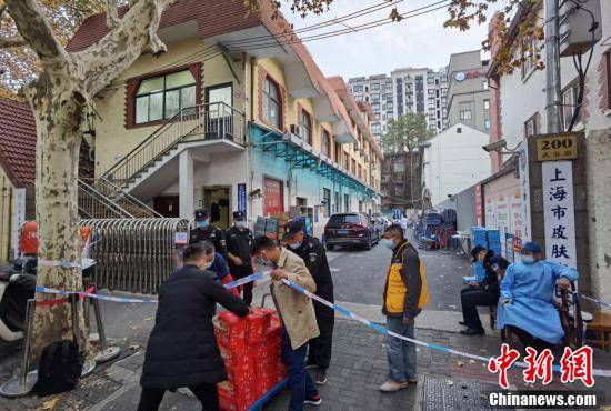 疫情|上海多家医院相继暂停门急诊医疗服务