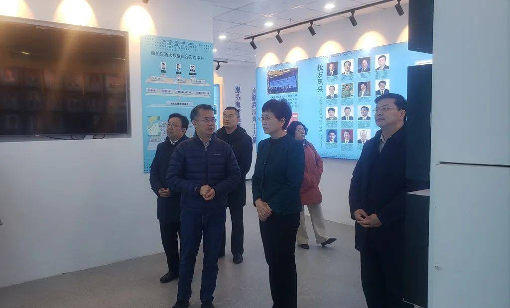 刘圣珍到武汉理工大学青岛研究院走访调研