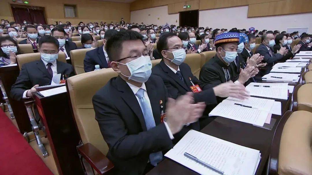 "让壮乡人民的好日子天天放在歌里过"今天,20次掌声出现在这里