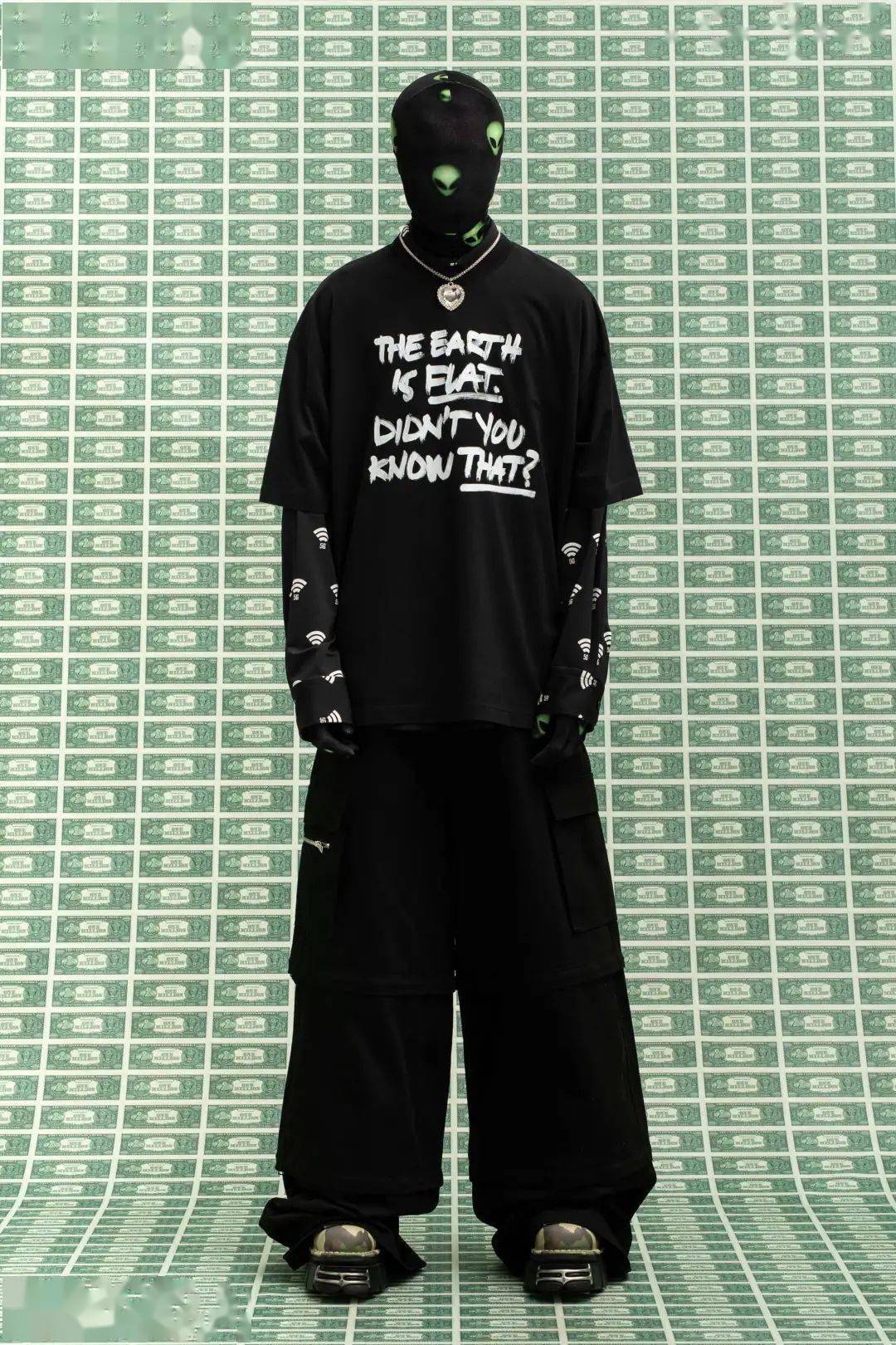 时装秀,秀场,秋季,时装秀【秀场】Vetements 2022 秋季时装秀