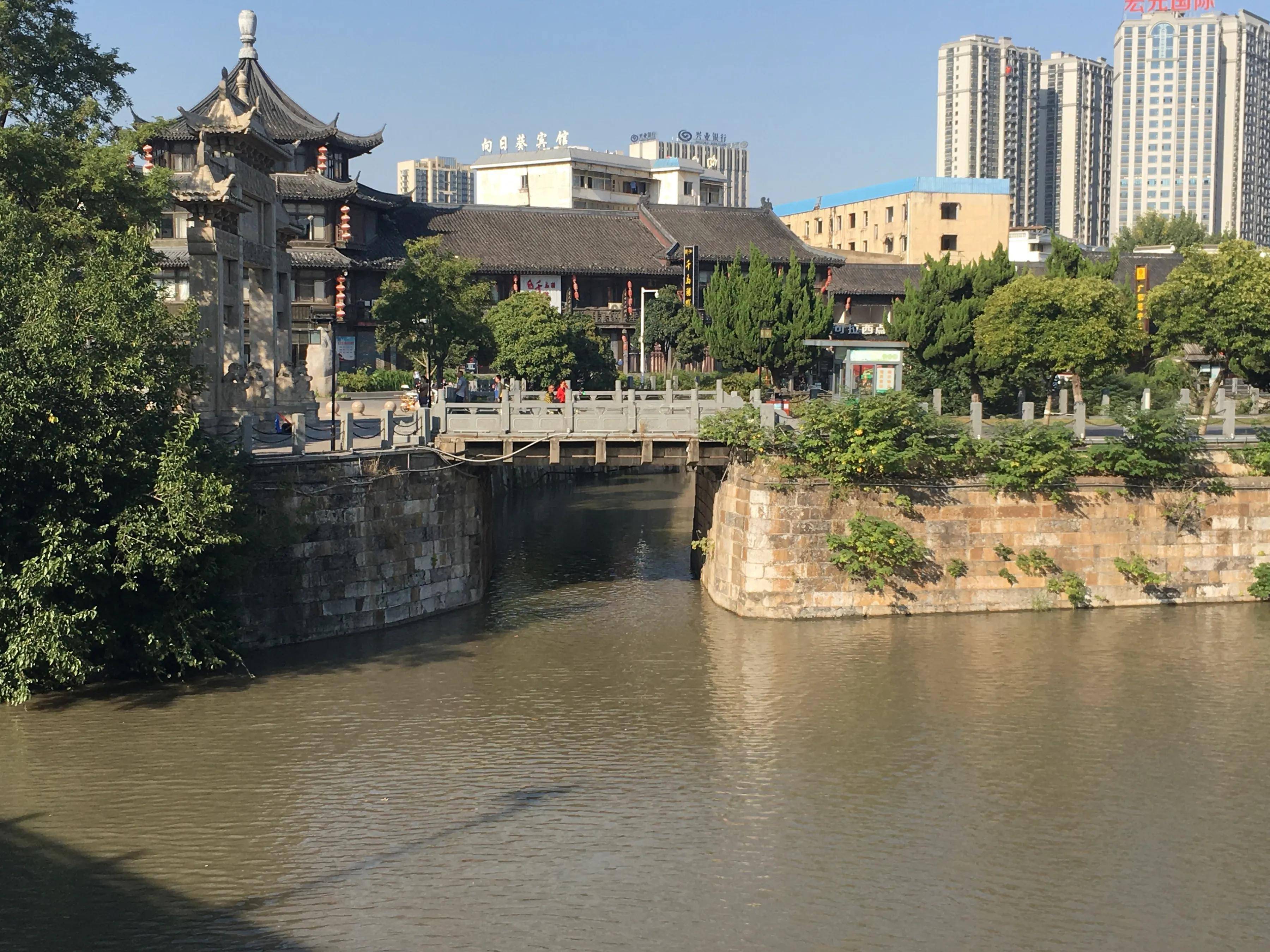 李信圭升官遭赴京群访,朝廷折中"低职高配,原地留下_清河_百姓_皇帝