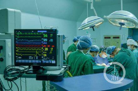 肿瘤|女子肿瘤一年从盆腔长到肝脏 从医二十年的妇产科专家：从未见过！