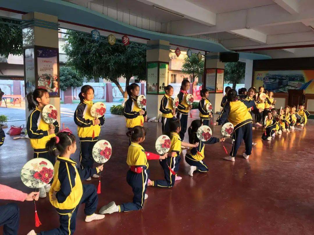 东甲小学社团活动东区学校社团活动平山小学管乐团自2021年起,新会区