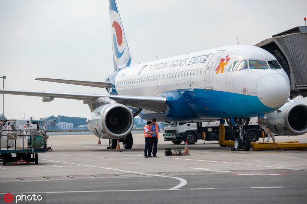 探访重庆航空"飞机医生"如何保障飞机安全飞行_维修_郭丙友_检查