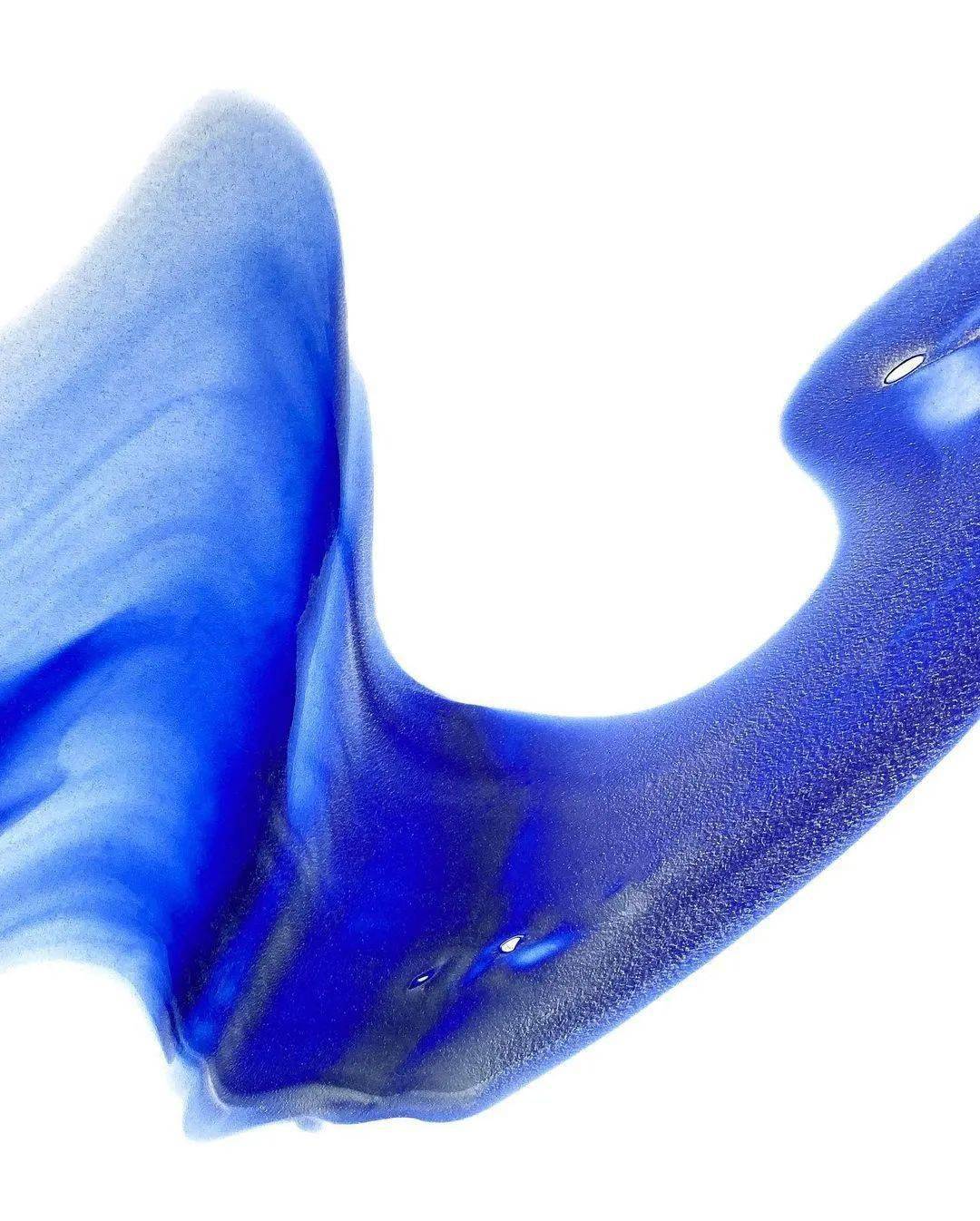 Silv|我喜欢他艺术作品中对神秘、哲学、诗意的反思…