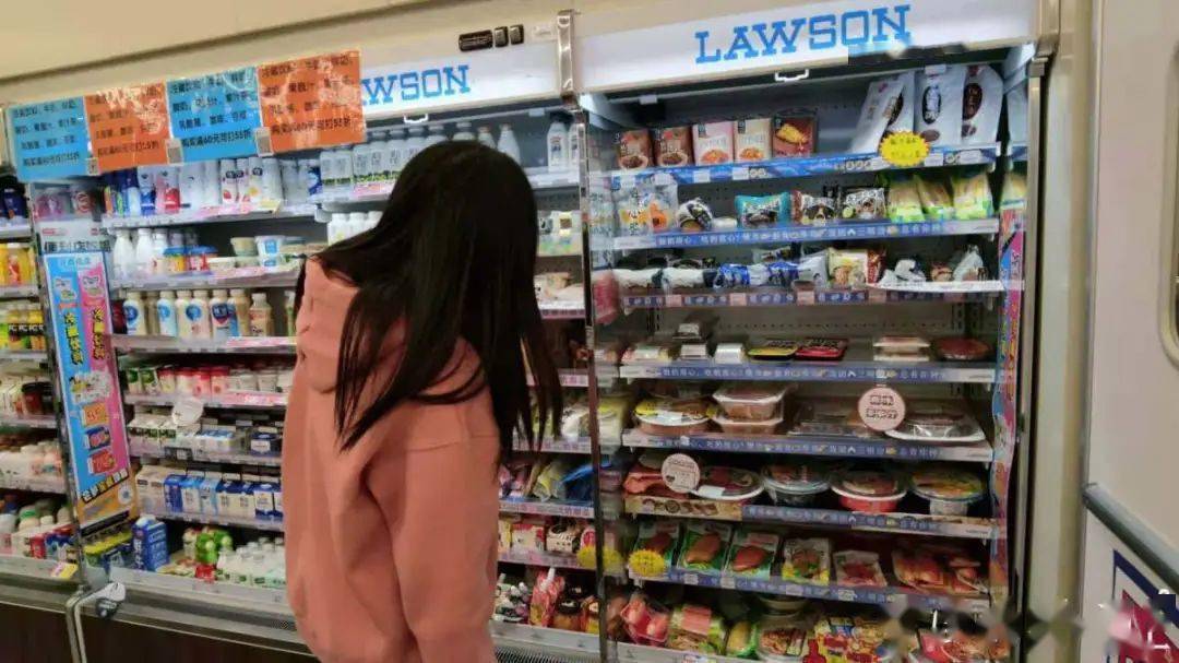 群体|高颜控、好国潮、爱尝鲜……Z世代这些零食消费观你知道吗?