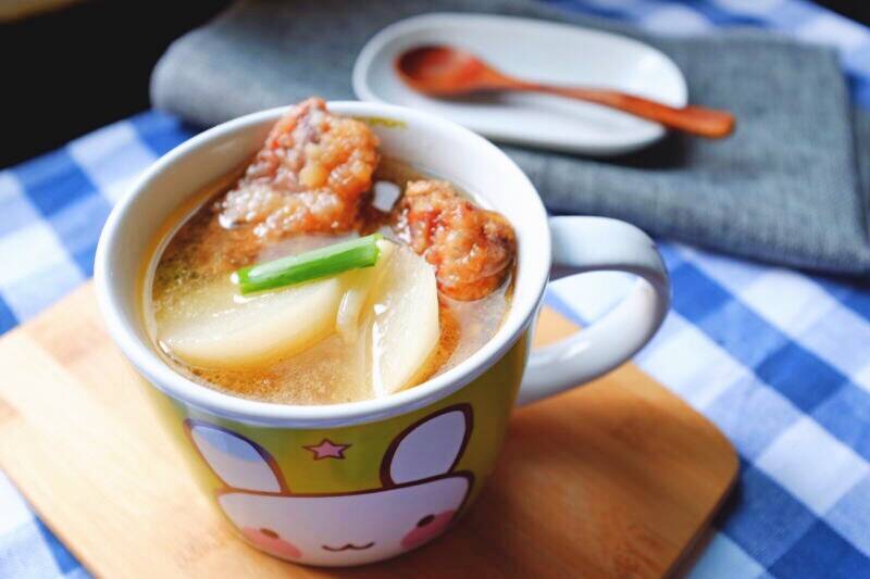 排骨汤怎么炖又软又烂 ef4c4d990ed74b66a4d0cd8c4e7b6ce3.jpeg