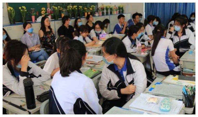 初中生要远离这4类学生,影响学习成绩不说,人品也会受影响_阶段_未来_高中大