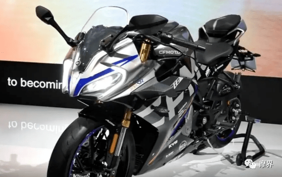 春风新款300sr单摇臂跑车亮相