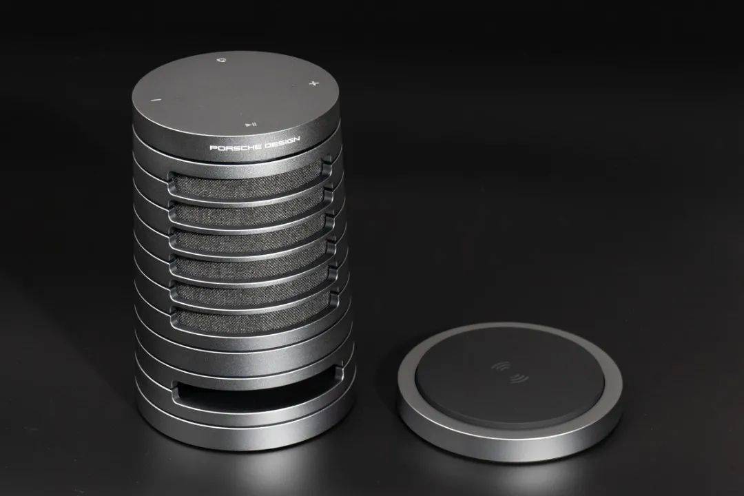 时尚便携懂设计就是不一样porschedesignpds50蓝牙音箱