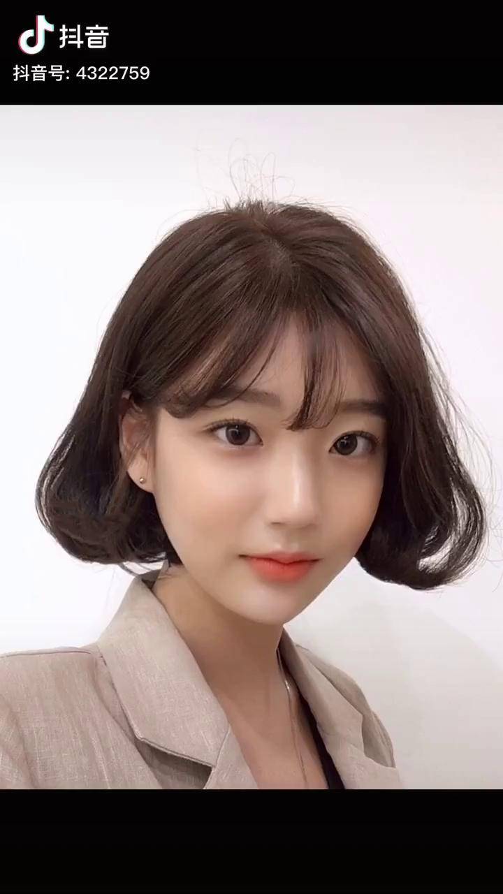 韩式修容发型设计 2020年女生短发发型推荐,可盐可咸的韩式气垫烫