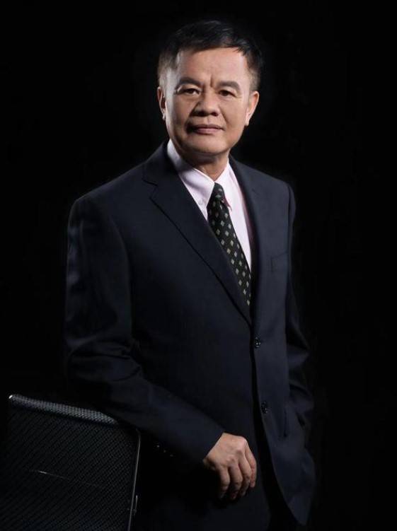 创维高调造车隐身大佬黄宏生走上前台