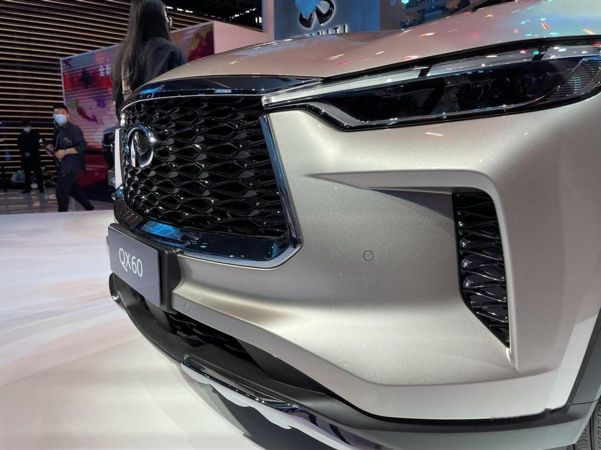 更加年轻且霸气犹存,全新一代英菲尼迪qx60亮相2021广州车展_搜狐汽车