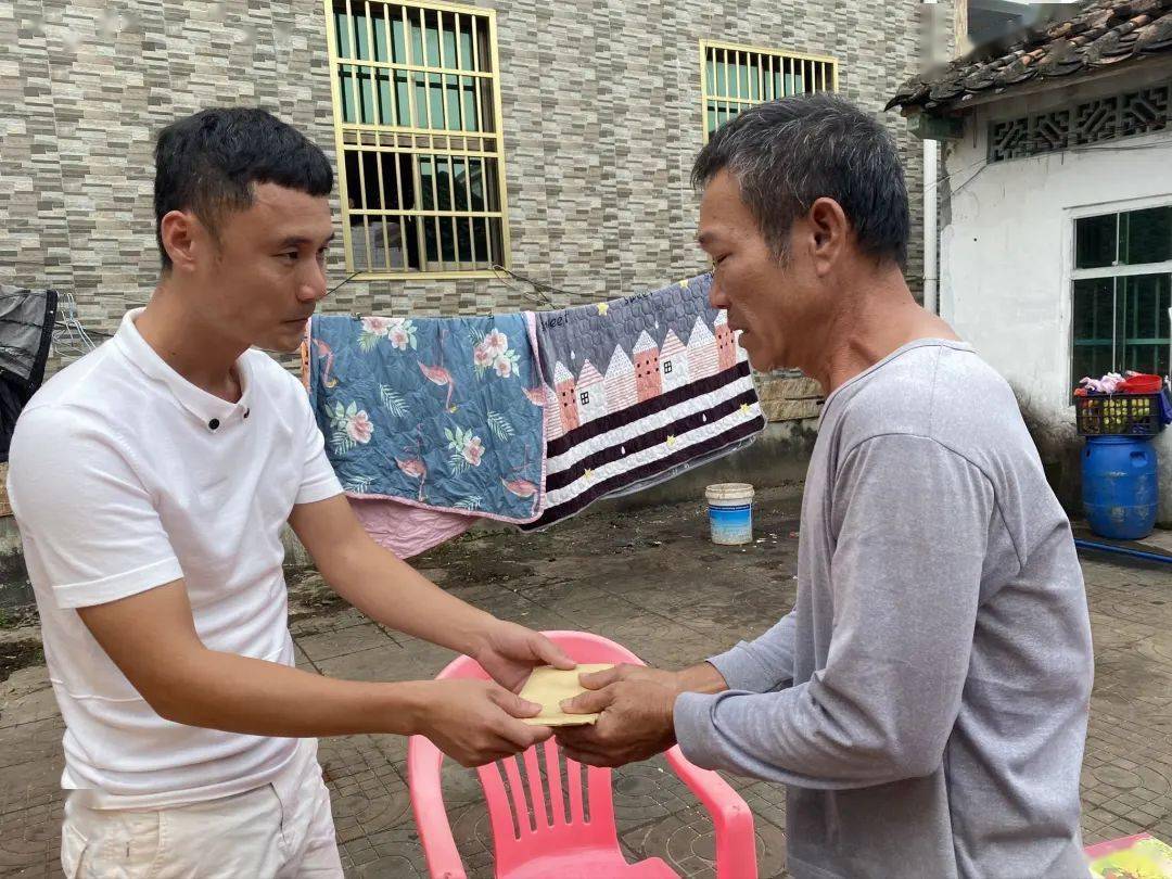 刘业丰出事后,省公安厅慰问组及万宁市公安局党委,万宁市东澳镇委等
