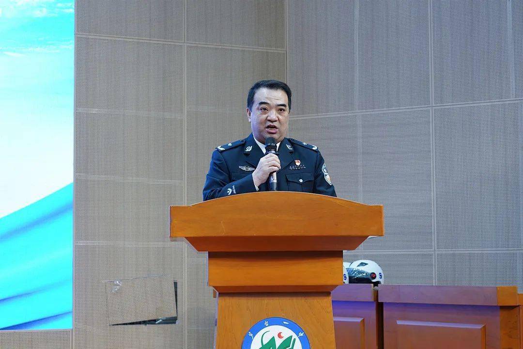 芦台一中,芦台二中,潘庄中学,丰台中学等师生代表参加.