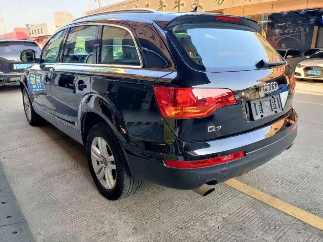 2009年奥迪q7精品车况