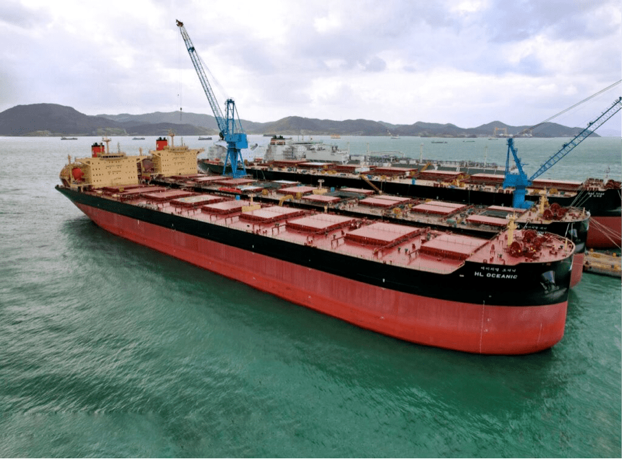 现代制铁首艘lng燃料散货船开始首航