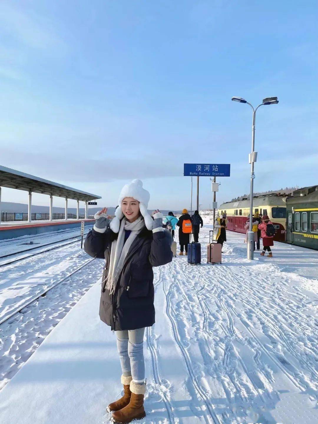 一半芬兰 一半北海道 雪国列车穿越森林秘境 偶遇驯鹿精灵 零下40 看极光美翻了 漠河 By Photo