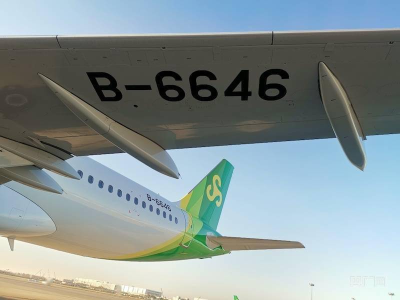 春秋航空新涂装飞机亮相，12月3日起投入运营