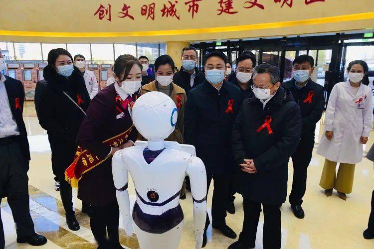 严鹏程副省长到石家庄调研指导艾滋病防治工作_传播_终结_张峰珍