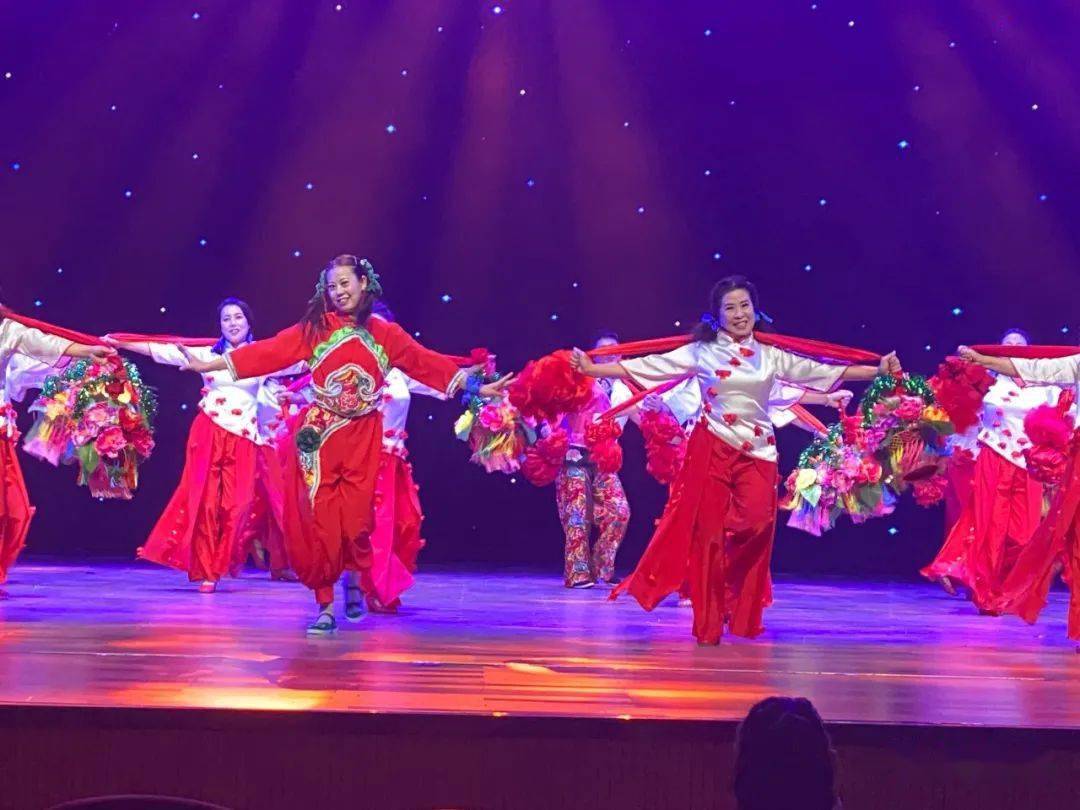 我县文化馆选送的舞蹈《闹花灯》荣获晋中市2021年民间舞蹈大赛二等奖
