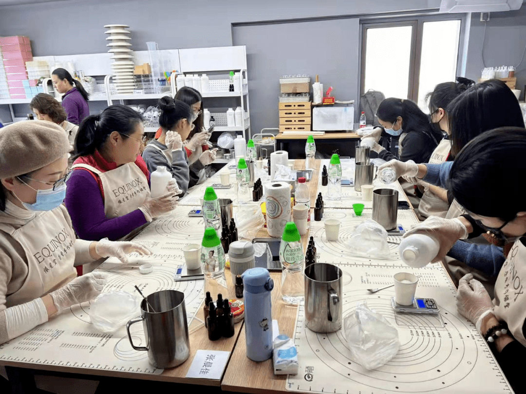 2021年11月25日至28日,芳香根教育集团与jypc全国职业资格考试认证