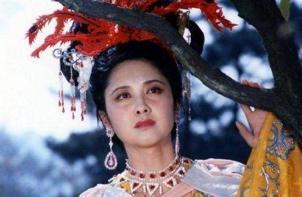 著名演员谢园逝世一年多了小妻子的生活状况怎样？—谢园老婆邱悦个人