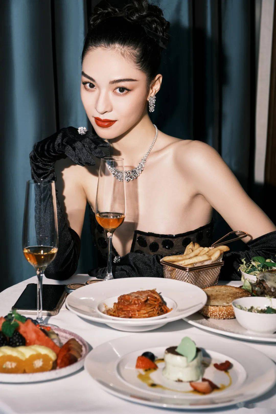 什么 四类“大姐姐风”穿搭，学会了撩人又迷人，气场增强100倍！