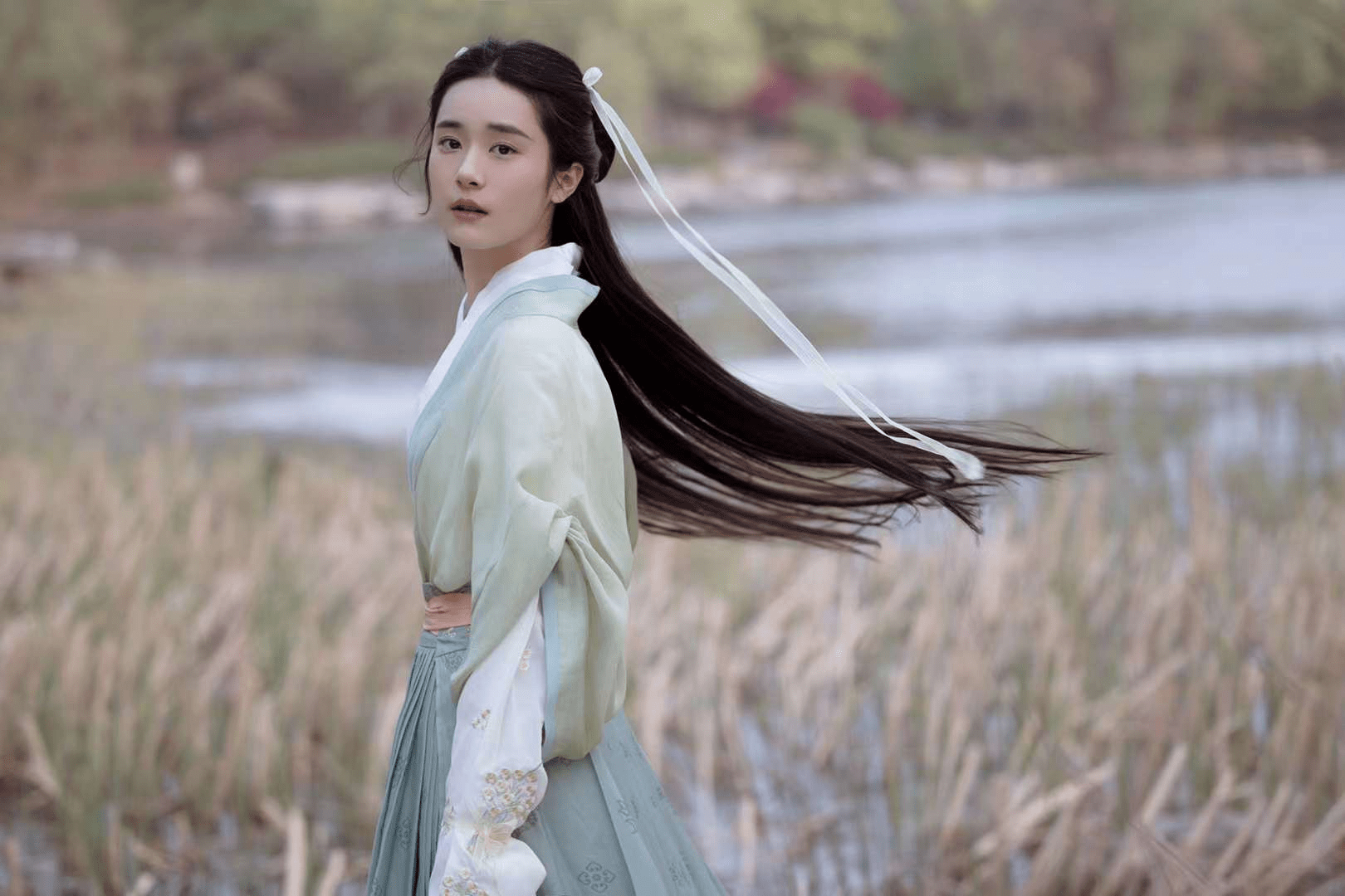 范诗然《重生之门》《往后余生》双耀荧屏