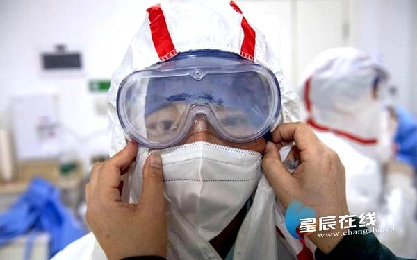 现在是什么病毒发热 778450b04fc04cf694872cb9f9925b1a.jpeg