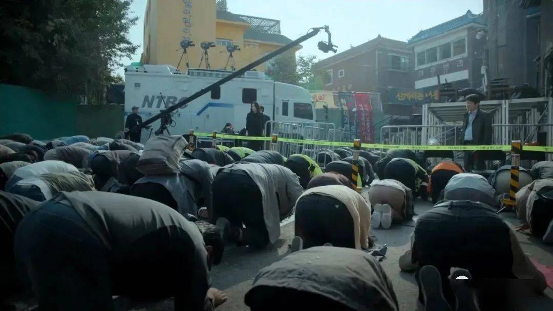 刘亚仁|网飞爆火新韩剧破《鱿鱼游戏》纪录!一半吹神作,一半喷烂片