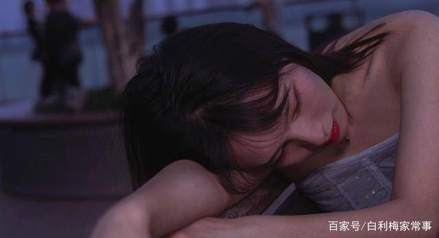 梦境中的心动,在梦里梦见她也突然喜欢上了我还吻了我,当时我心跳跳的好快 梦境中的心动,在梦里梦见她也突然喜欢上了我还吻了我,当时我心跳跳的好快