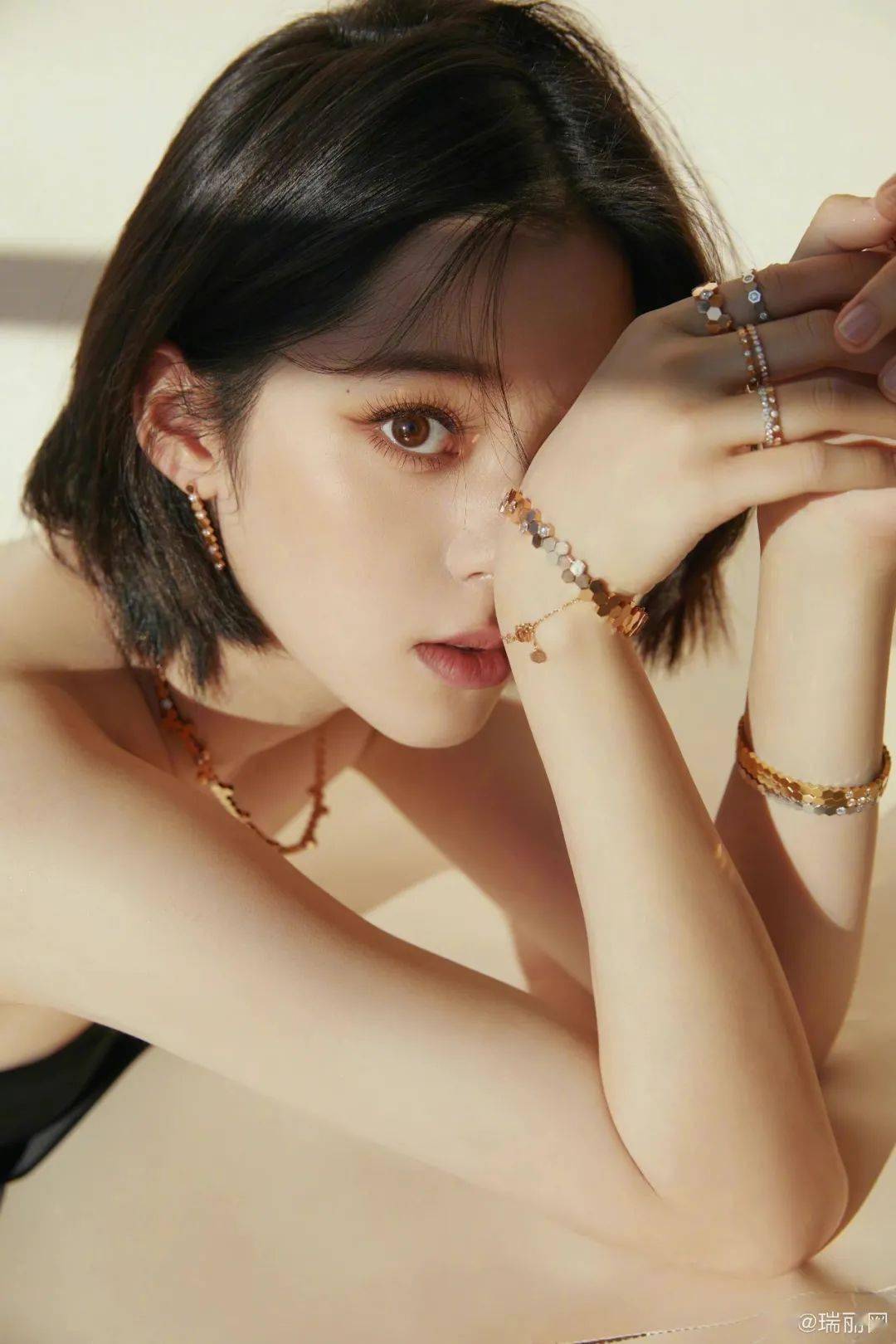 整体女明星们不费力就拥有的特别感，到底靠的是什么