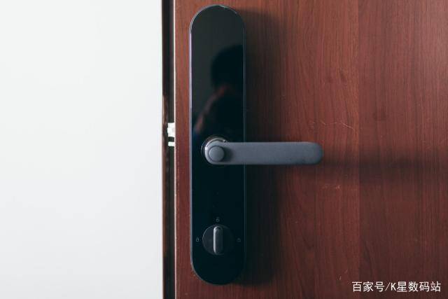 苹果能用的智能门锁 920cb65c403e40ee92a968cf99ac56c3.jpeg