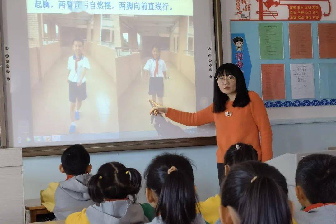 最美小学生 10abfb4ea61c472fb89ff0a5289188f2.jpeg