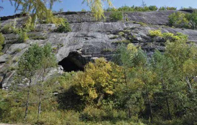 拓跋鲜卑先祖石室嘎仙洞