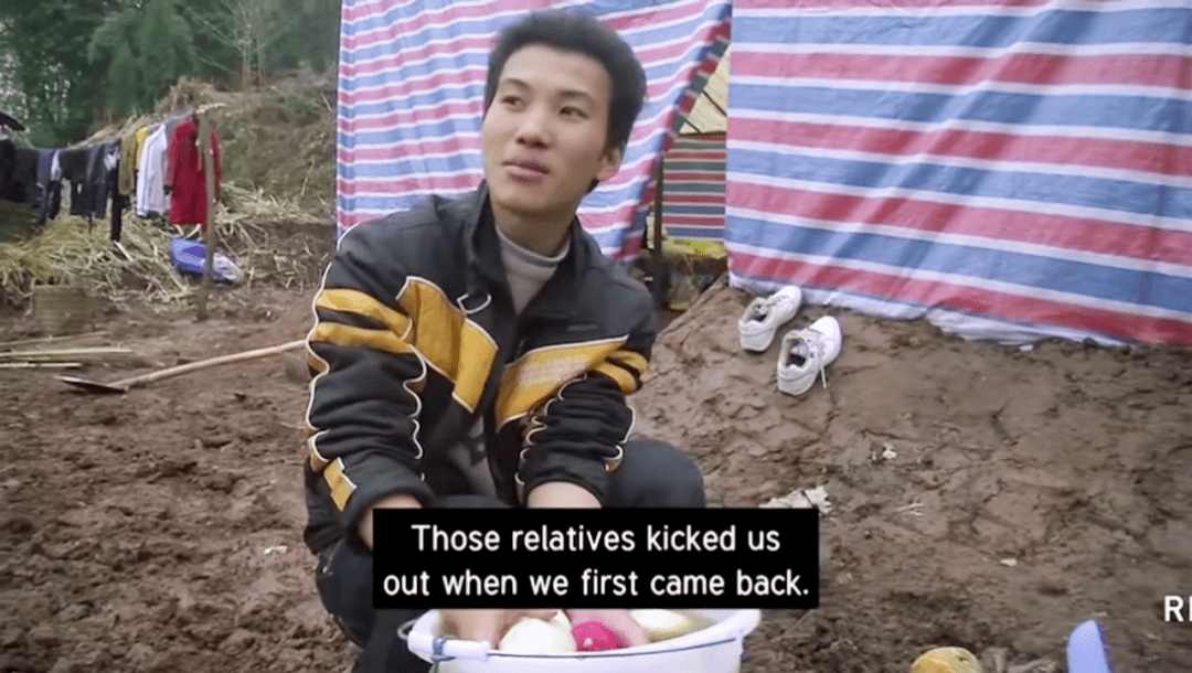 变性人李二毛与男友患难10年分手摘除假体重新做回男人