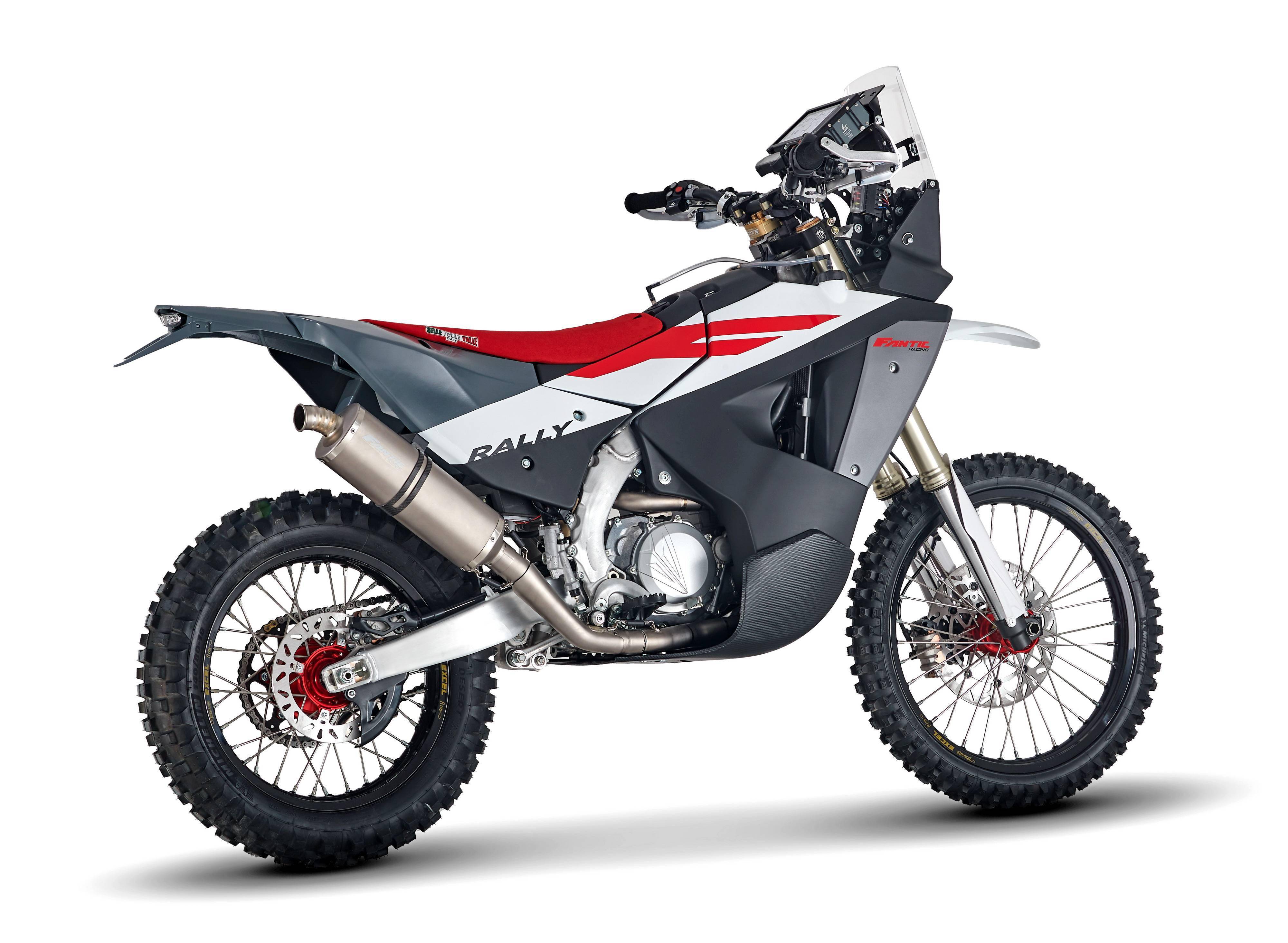 来自yamaha的平台fantic450越野赛车系列