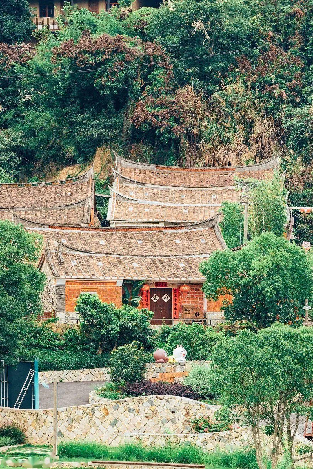 大帽山境包栋入住想成为别人的聚会模范来大帽山境就对了闽南特色的