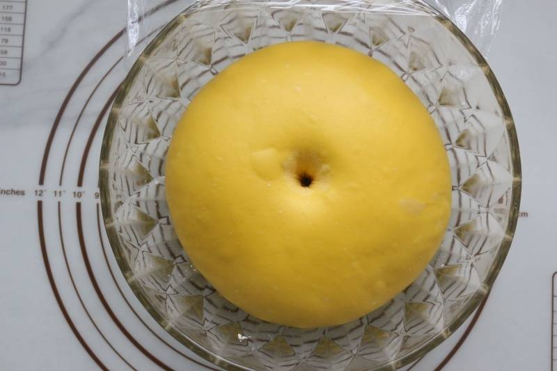 南瓜不仅可以炒着吃 还可以做面包_面团_进行_烤箱