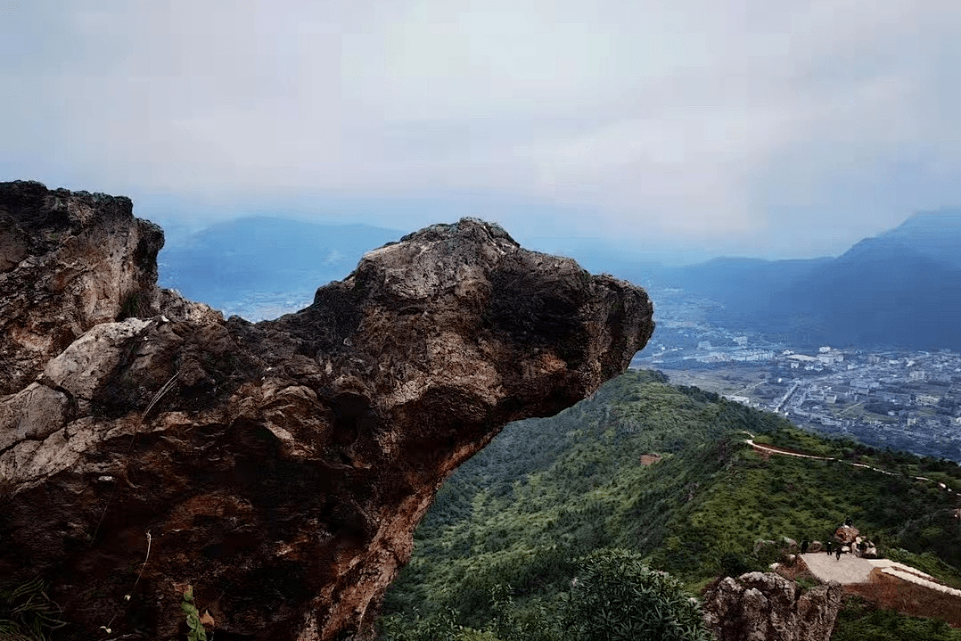 平陽這座山美過宮崎駿的天空之城!_雲海_南雁鎮_碧海