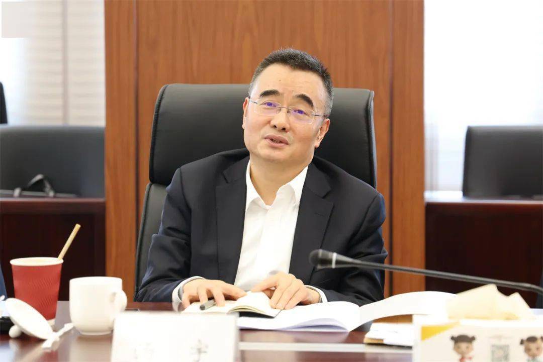 省联社党委委员汤宇一行来如皋农村商业银行开展2021年年终调研