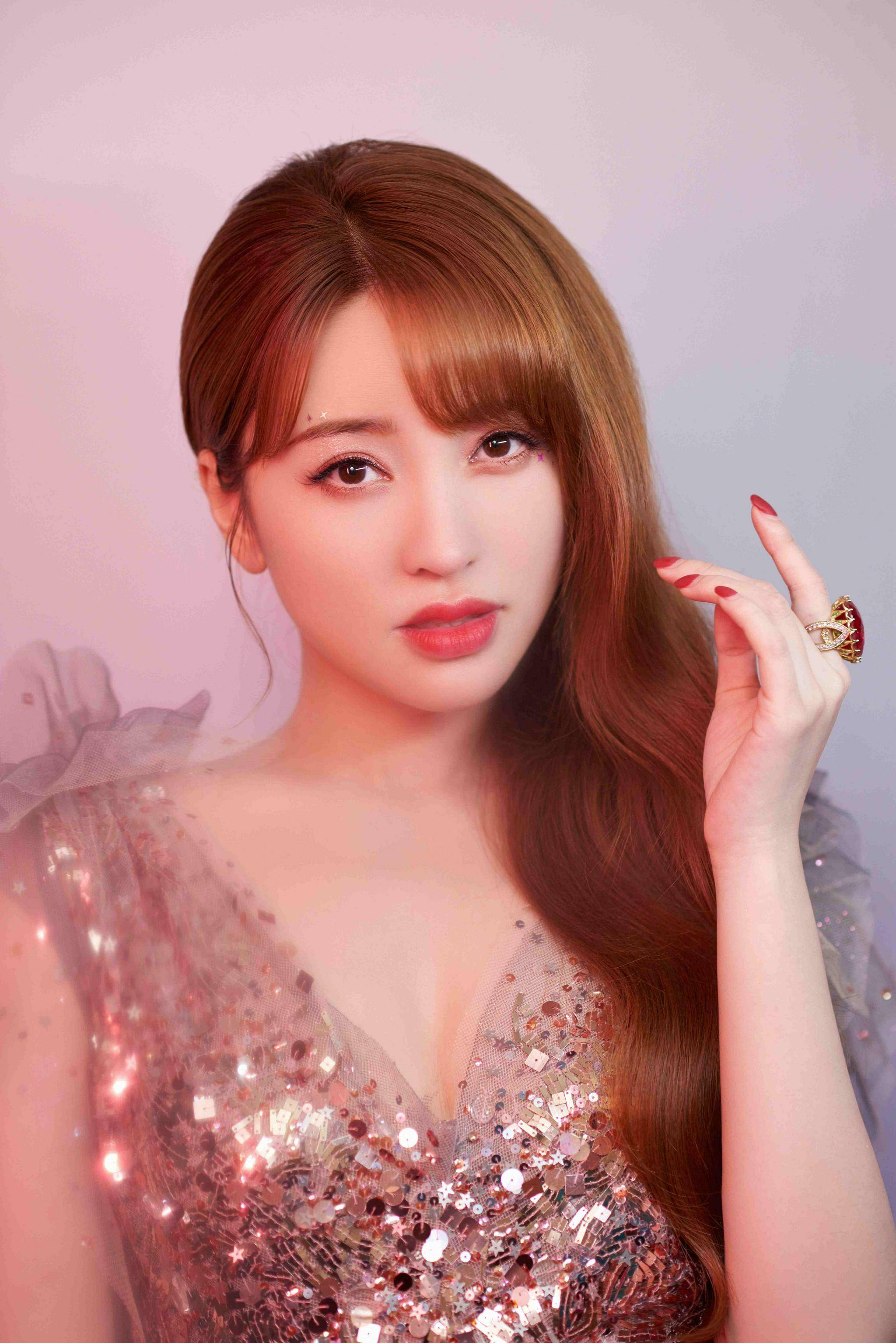 金莎新单《甜蜜小星球》温暖上线,热度一路飙升!_歌曲_旋律_单曲