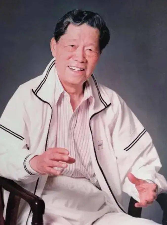 "两弹一星"元勋的学风精神 | 陈能宽:幸伴春雷曾鼓掌,重逢巨浪未歇肩