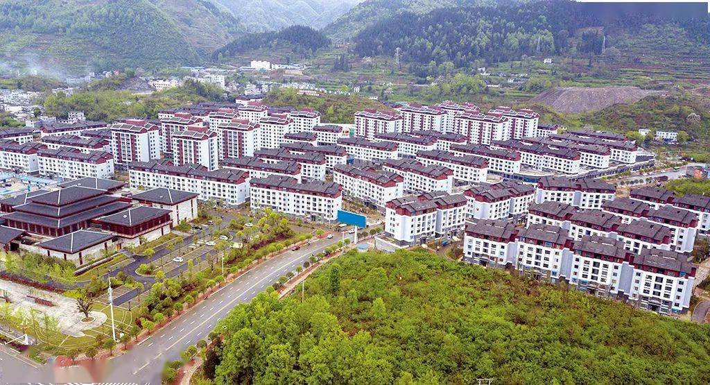 【红色传承绿色发展 美丽幸福新遵义】务川:"出山进城"天地宽