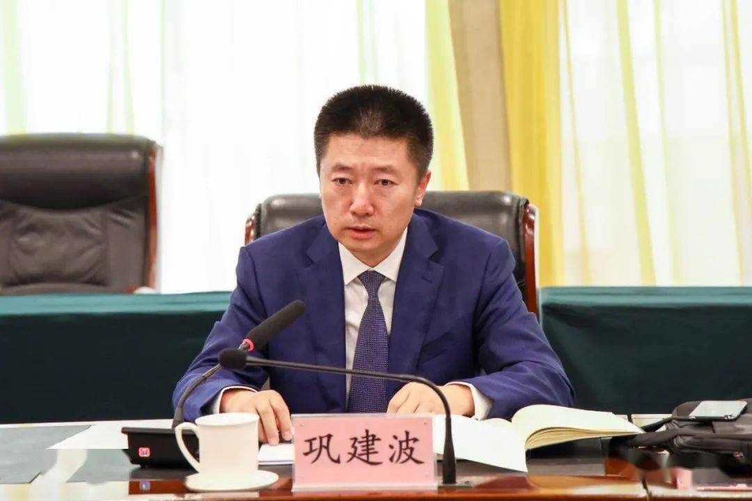 今天,凌海市第七届人民代表大会第一次会议闭幕后,市委副书记,市长巩