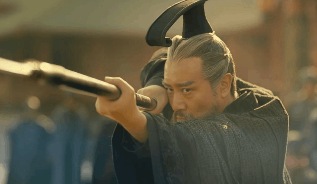 现如今入行近三十年的于和伟从弘毅宽厚的刘备到专制霸气的秦始皇,再