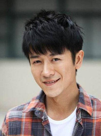 林雨申被疑整容换头