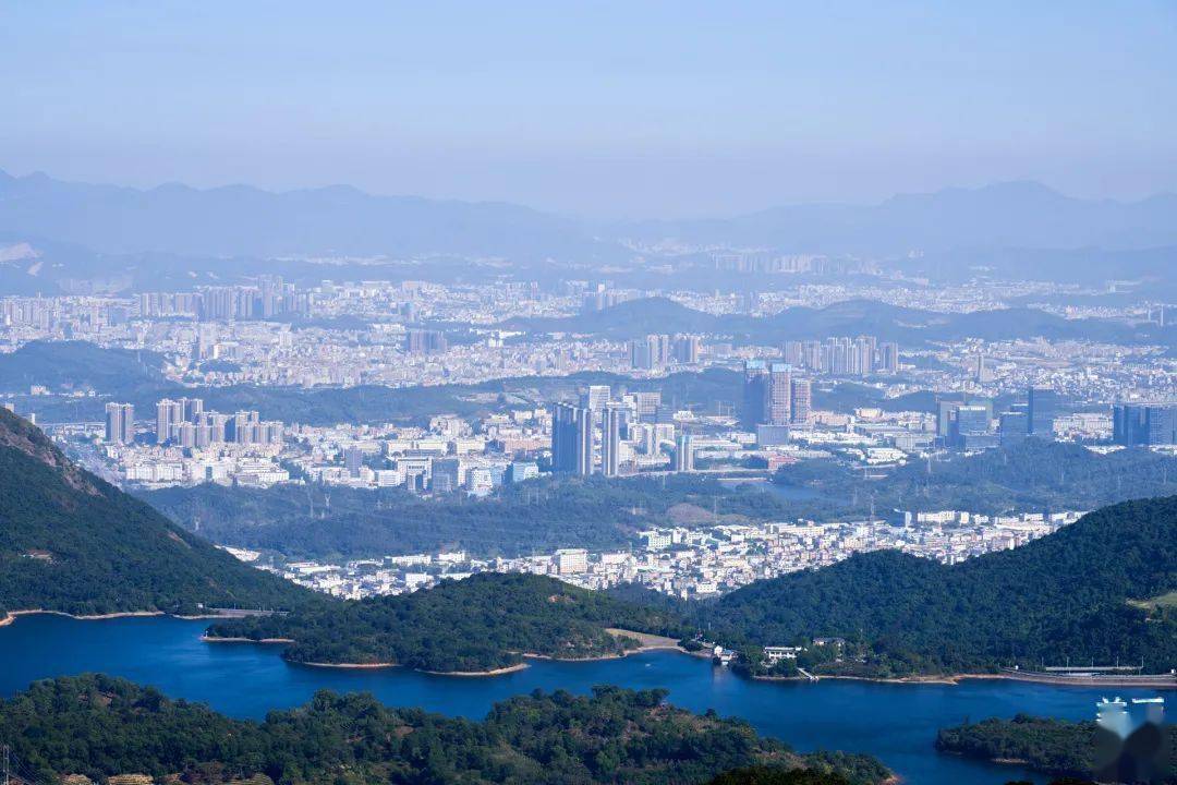 山海盛颜最美盐田望山看海观城绝美风光尽在梅沙尖